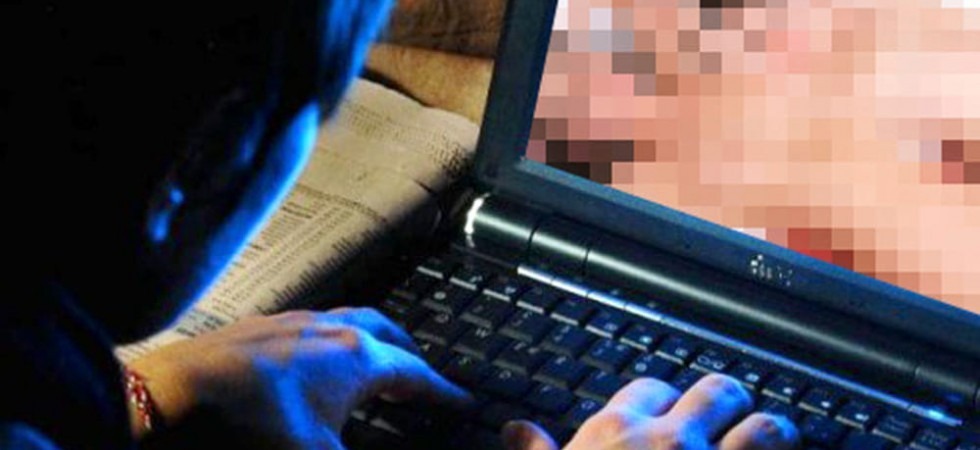 Sgominata una rete di pedofili, si scambiavano video e foto di bambini e bambine: 4 arresti (uno è un trentino) e 16 denunce